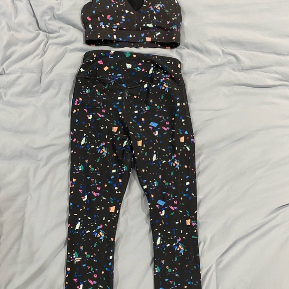 Fabletics Pants - Colorful Patterned Activewear Set